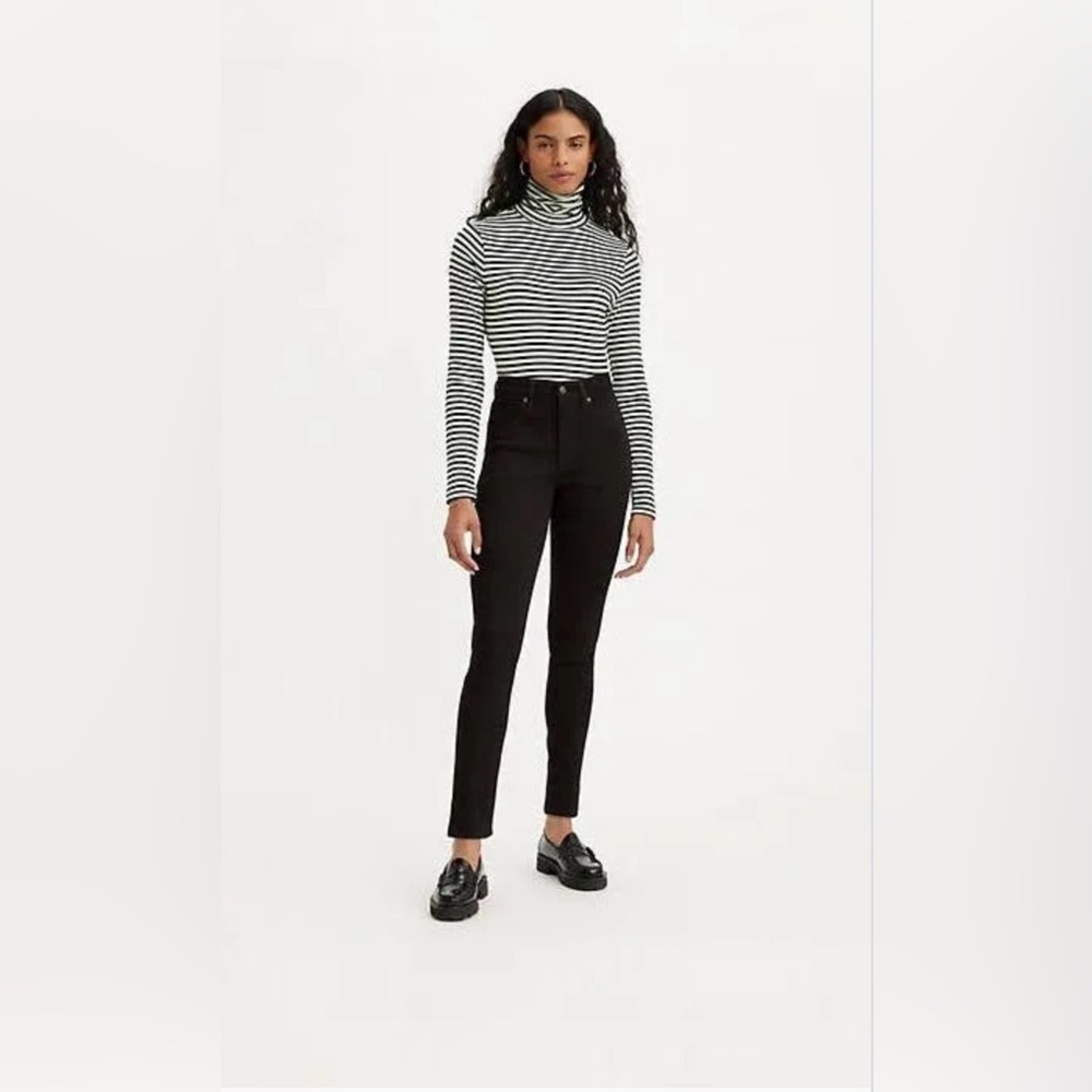 Levi’s Jeans Size‎ 30 Hi Rise skinny women’s black jeans BEAUTIFUL 🖤🖤